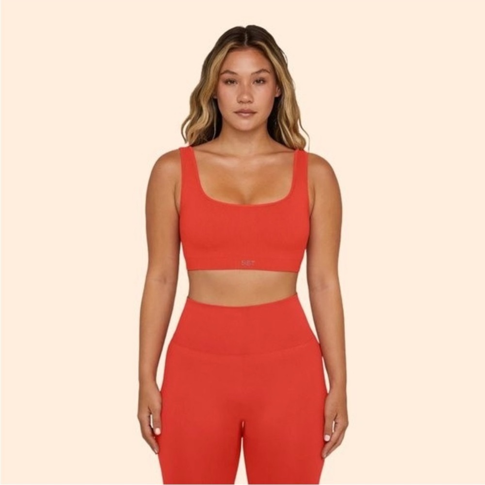 SET Active Orange Sportbody High Neck Ribbed Sports Bra size medium athleisure